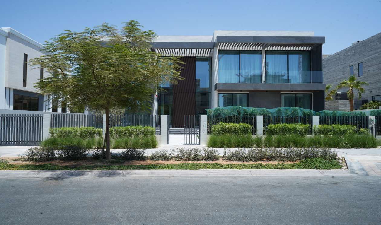 Dubais Hills Fairways 69, townhouses in Jumeirah Bay, Dubai, by Wellington Development
